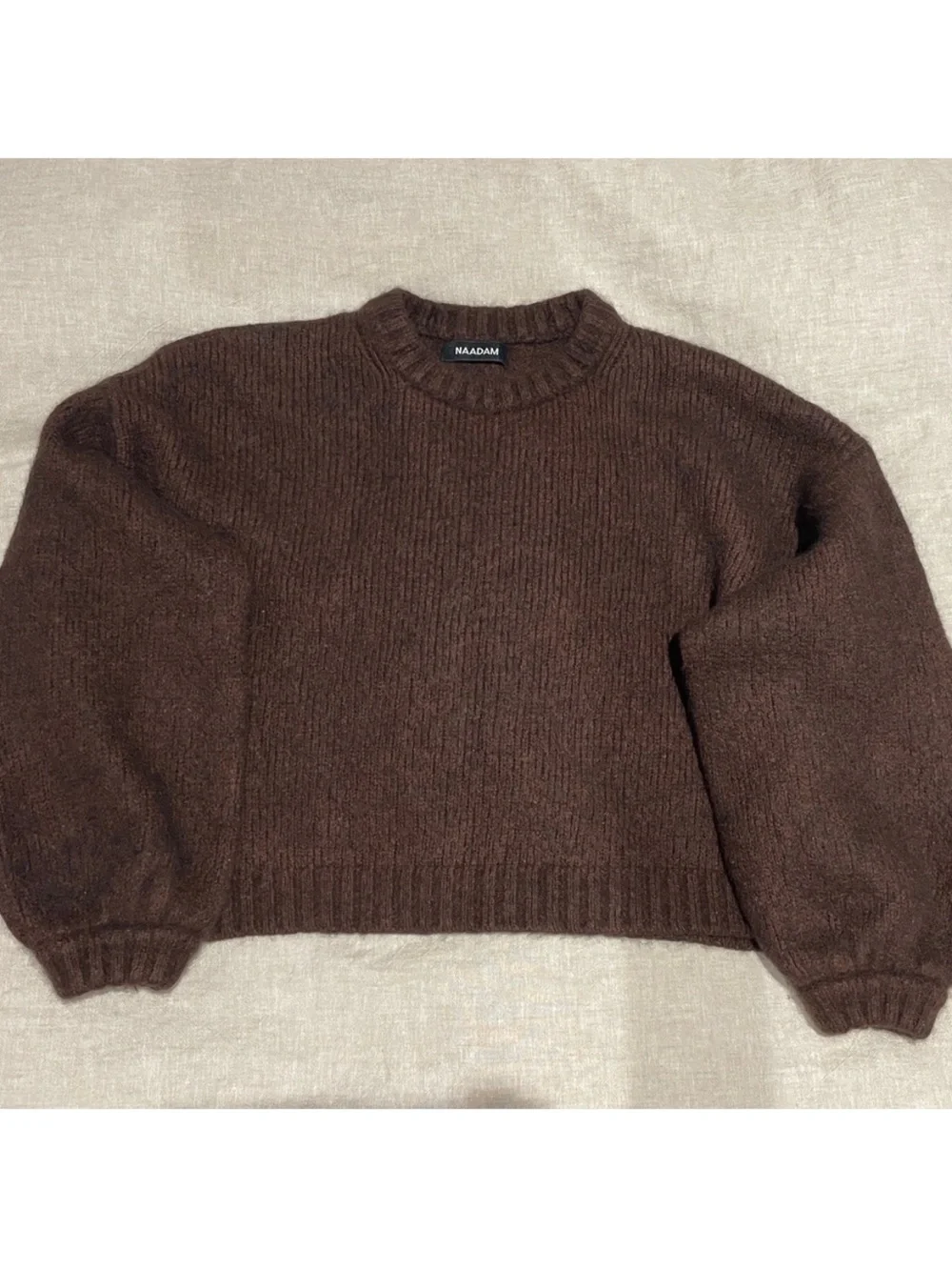 Naadam Merino Wool / Cashmere balloon sleeve sweater in chocolate brown size S